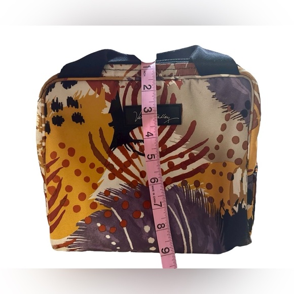 Vera Bradley Insulated Lunch Bag - Painted Flowers​ - Picture 8 of 11